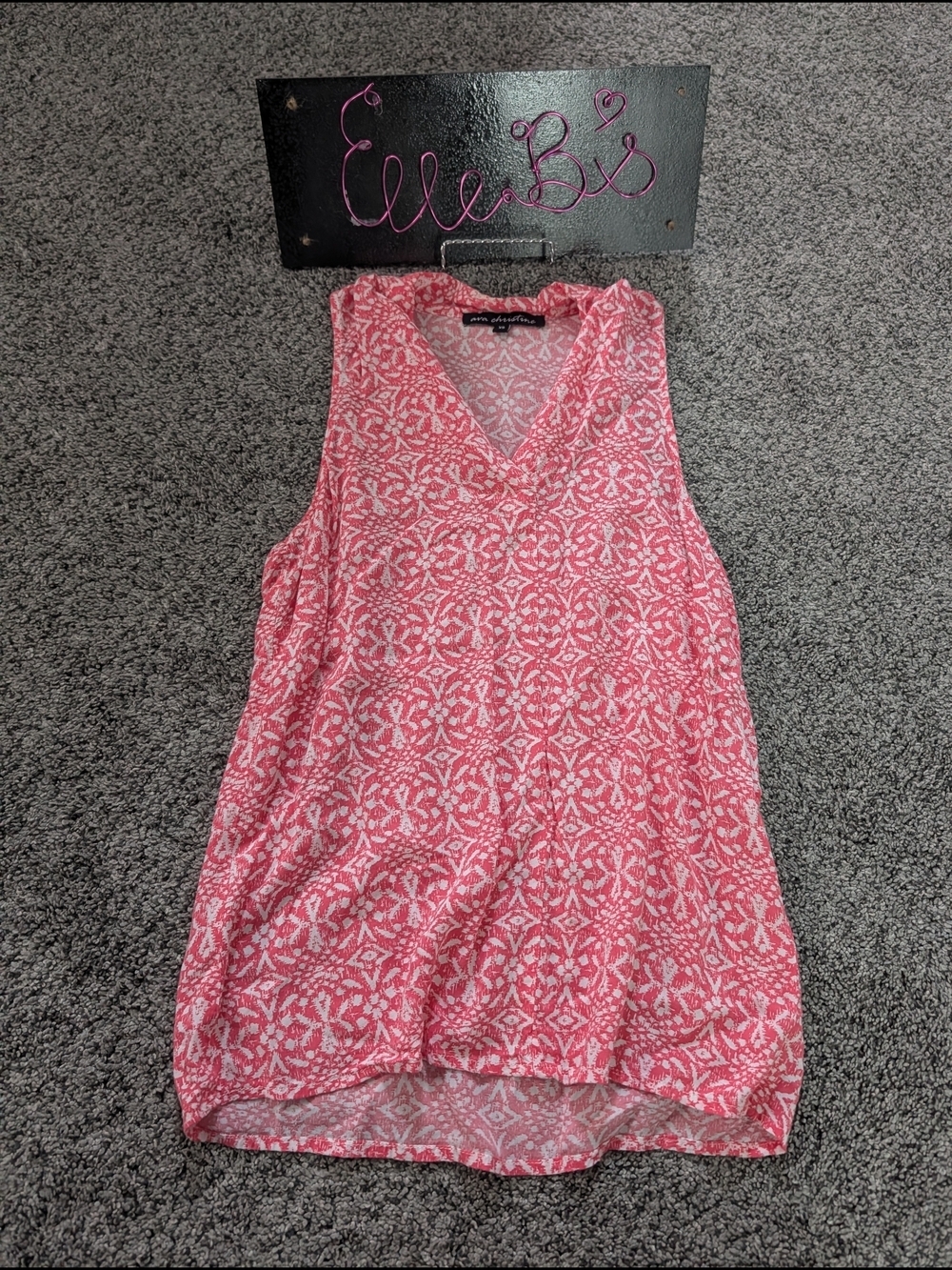 Euc Pink & White Printed V-Neck Sleeveless Camisole Xs